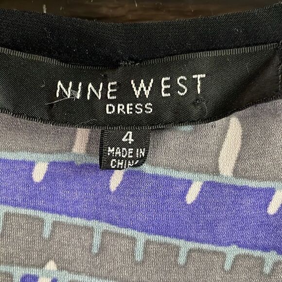 NINE WEST Short Elastic Sleeve Vneck Knotted Ruched Bodice Dress Size 4 Blue - Picture 6 of 10